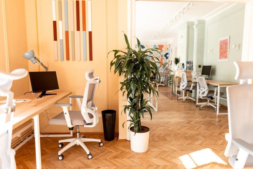 Office in Labège to rent - Interior Photo - Image 3 of 4