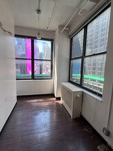 721-723 7th Ave, New York, NY for rent Interior Photo- Image 1 of 9