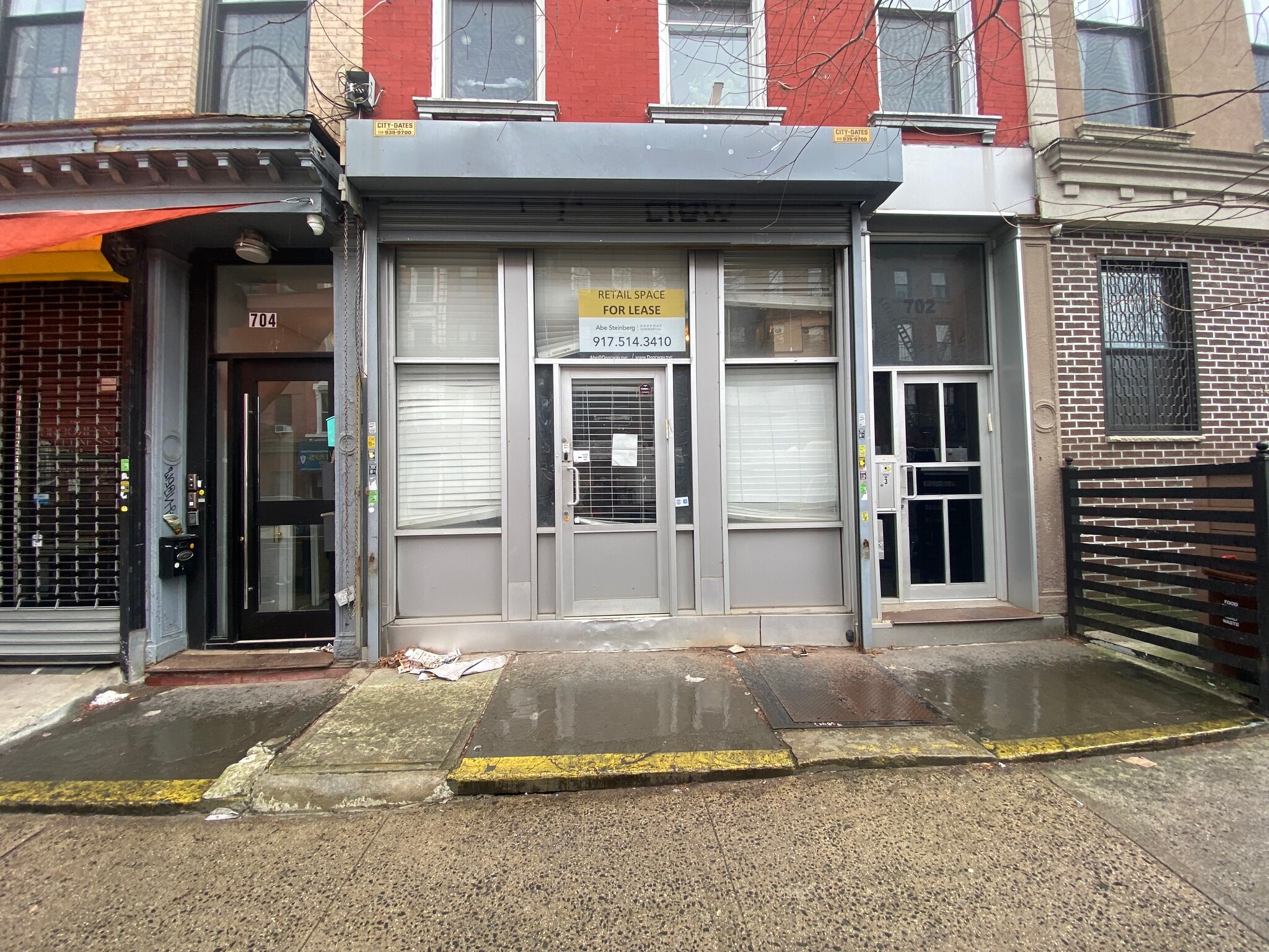 702 De Kalb Ave, Brooklyn, NY to rent Building Photo- Image 1 of 9