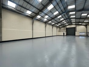 The Wheelwrights, Southend On Sea to rent Interior Photo- Image 2 of 6