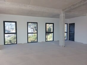 Avenue Marcel Paul (Rd 63), La Seyne-sur-Mer to rent Interior Photo- Image 1 of 4