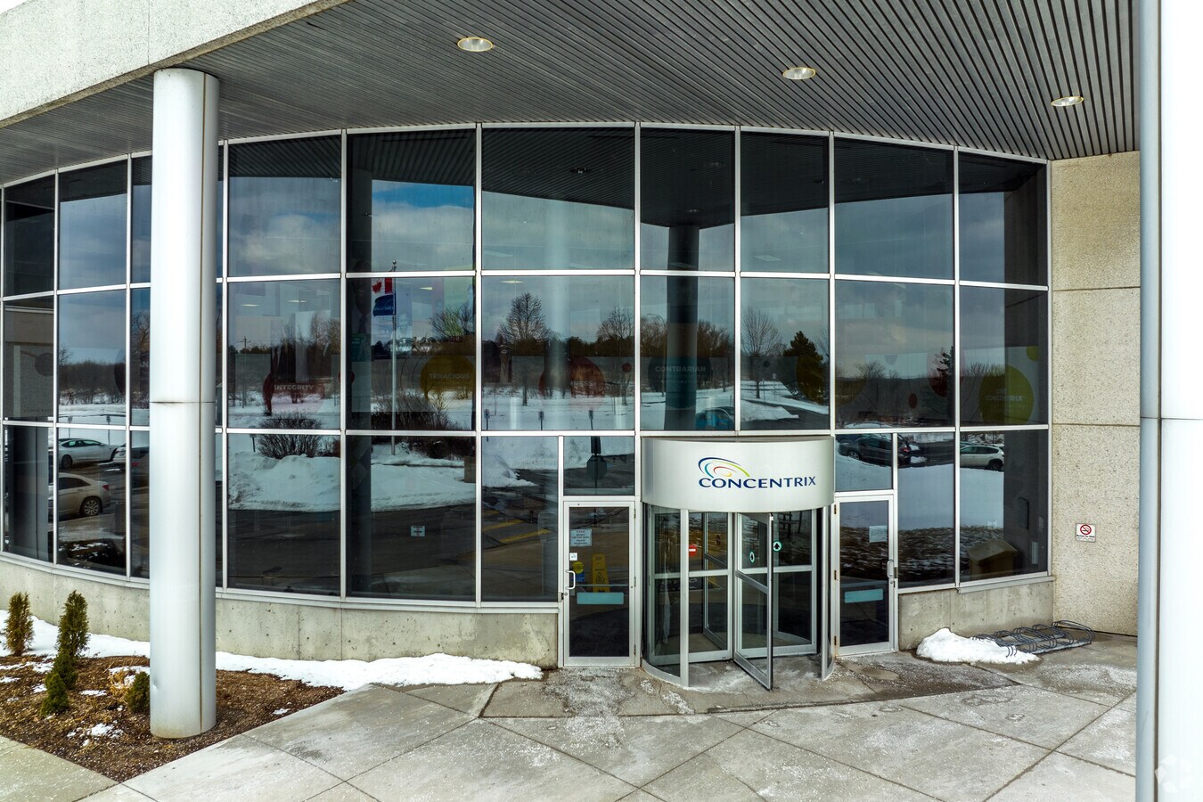 1189 Colonel Sam Dr, Oshawa L1H 8W8 UK