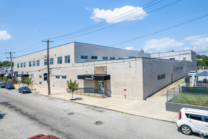 2106-2116 E Haines St, Philadelphia, PA for rent - Building Photo - Image 2 of 8