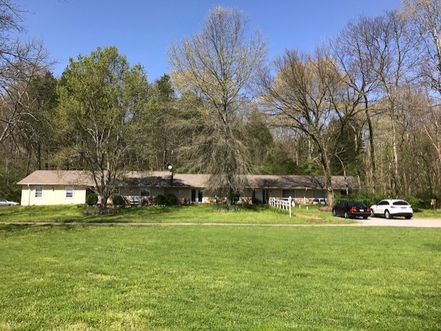 3048 Long Hollow Pike, Hendersonville, TN for sale - Building Photo - Image 1 of 1