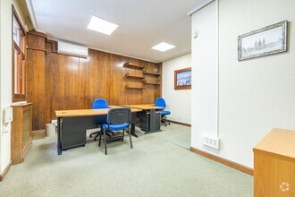 Office in Madrid, MAD for rent Interior Photo- Image 1 of 8