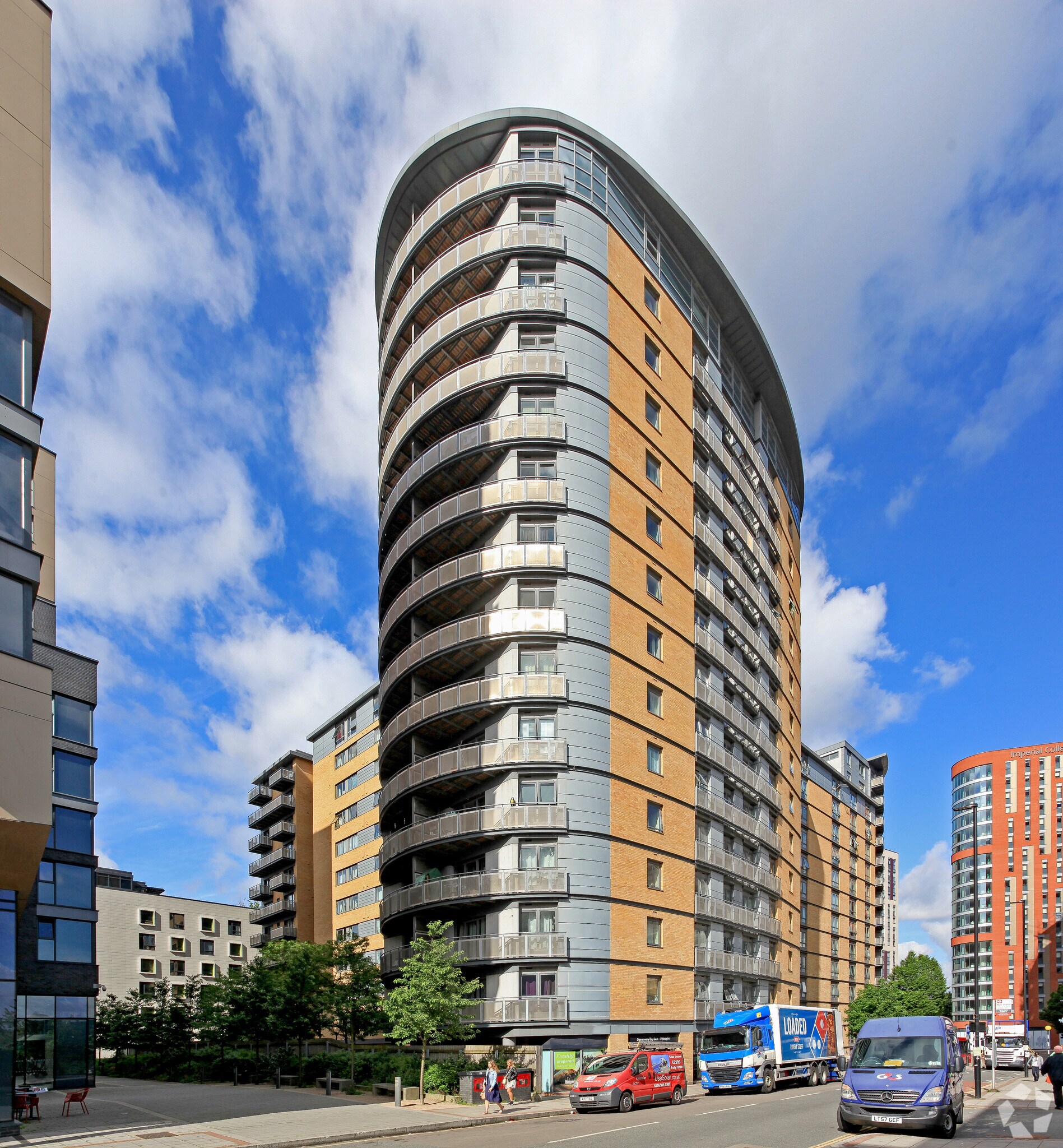 Victoria Rd, London for sale Primary Photo- Image 1 of 1