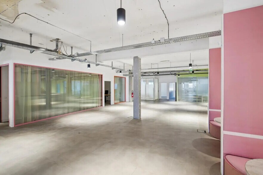 Office in Saint-Ouen-sur-Seine to rent - Interior Photo - Image 2 of 15