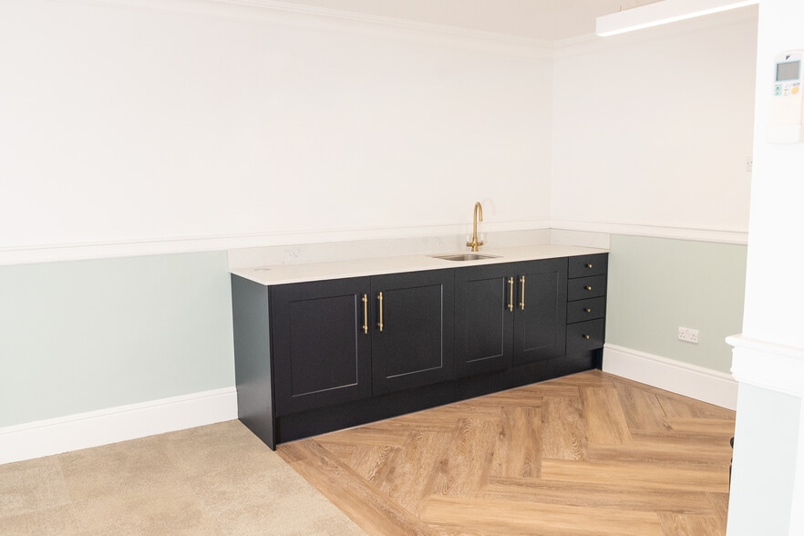 22A Great Hampton St, Birmingham to rent - Interior Photo - Image 3 of 7