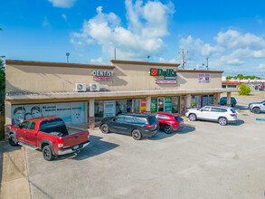 515-519 Park St, Baytown, TX for rent Primary Photo- Image 1 of 7