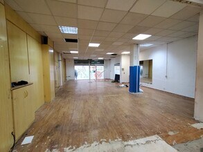 Retail in Cuenca, Cuenca to rent Interior Photo- Image 2 of 17