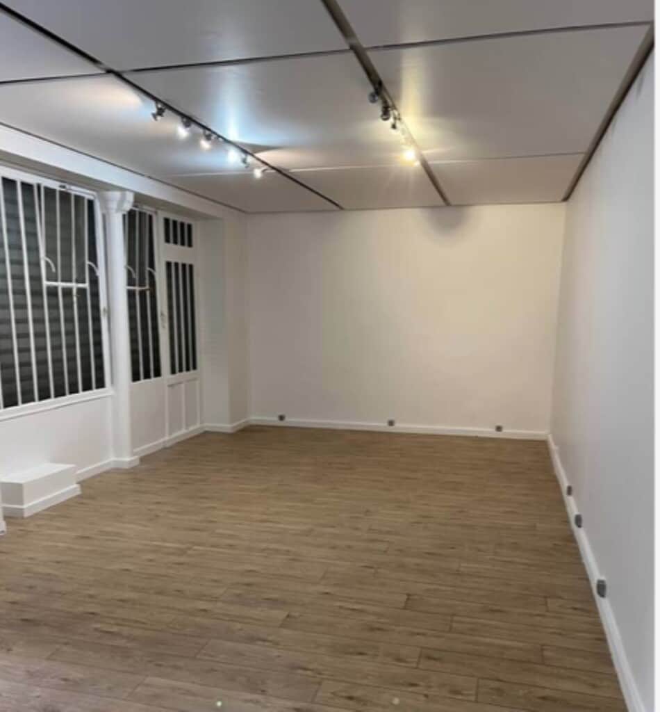Location Commerce 38 m² - Photo 1