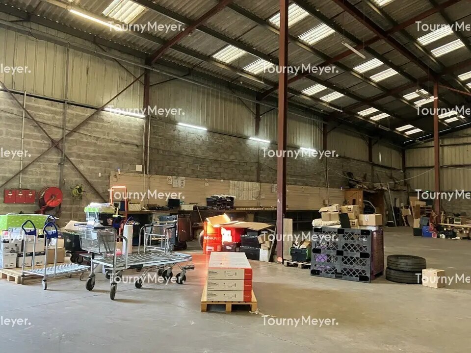 Light Industrial in Mérignac to rent Building Photo- Image 1 of 4