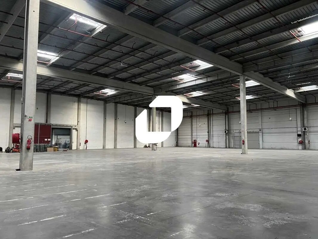 7 Rue Pierre Josse, Bondoufle to rent Interior Photo- Image 1 of 5