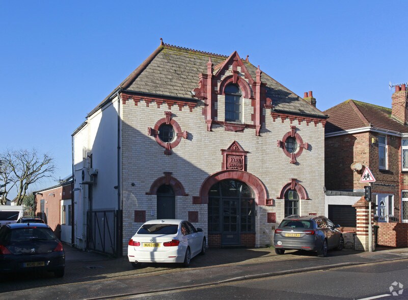 80 Church Rd, Brighton for sale - Primary Photo - Image 1 of 1