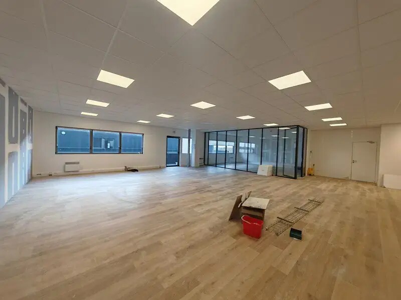 3 Rue Charles Cordier, Ferrières-en-Brie to rent Interior Photo- Image 1 of 6
