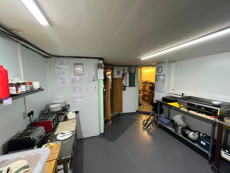 Bank Street, Teignmouth for sale - Building Photo - Image 3 of 7