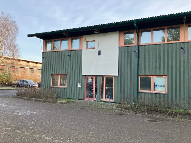 21-25 Turbine Way, Swaffham to rent - Building Photo - Image 2 of 4