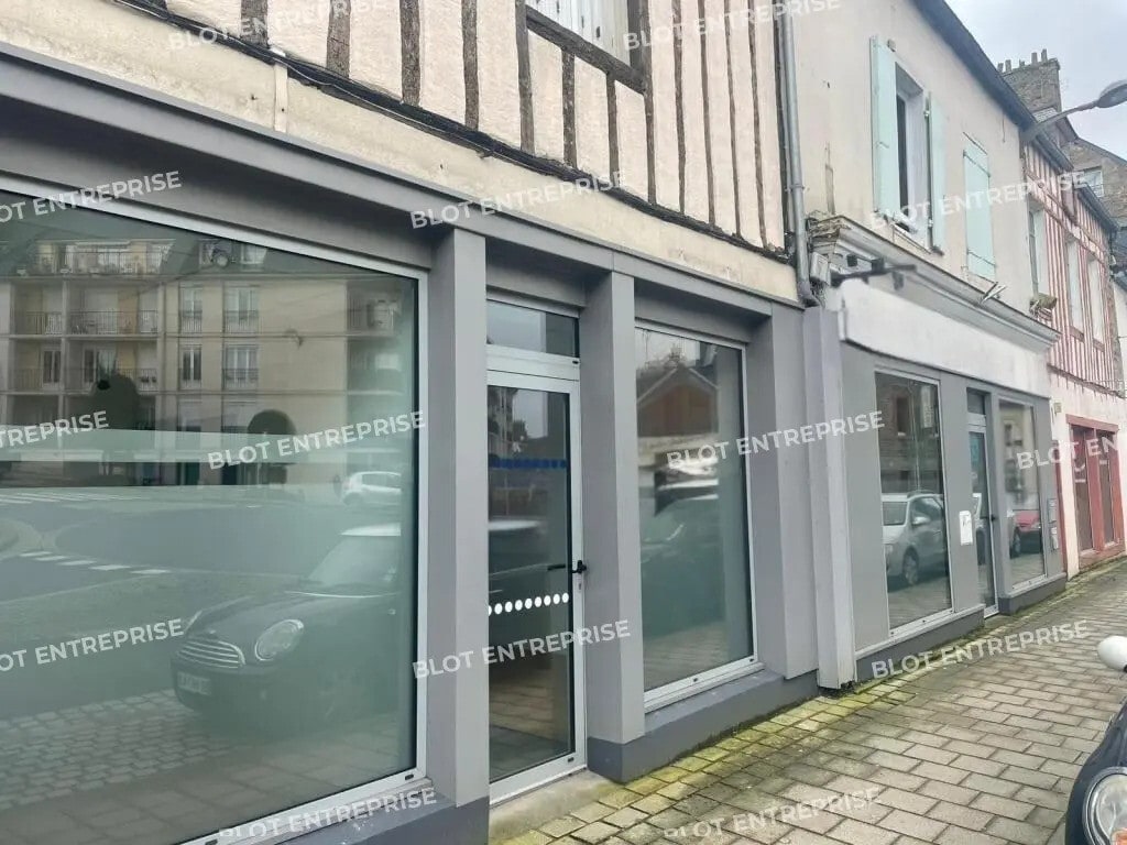 Location Commerce 60 m² - Photo 1