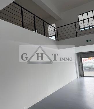 Industrial in Villeneuve-la-Garenne to rent - Interior Photo - Image 2 of 4