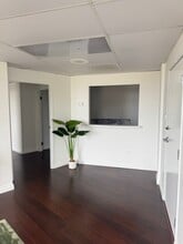 7301 Girard Ave, La Jolla, CA to rent Building Photo- Image 2 of 16