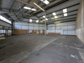 43 Chartwell Rd, Lancing to rent Interior Photo- Image 2 of 2