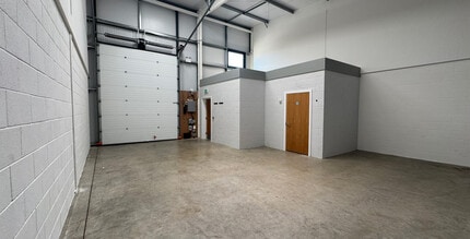 Harrier Way, Yaxley to rent Interior Photo- Image 2 of 4