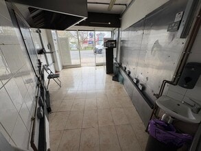 24B Spring Grove Rd, Hounslow to rent Interior Photo- Image 1 of 5