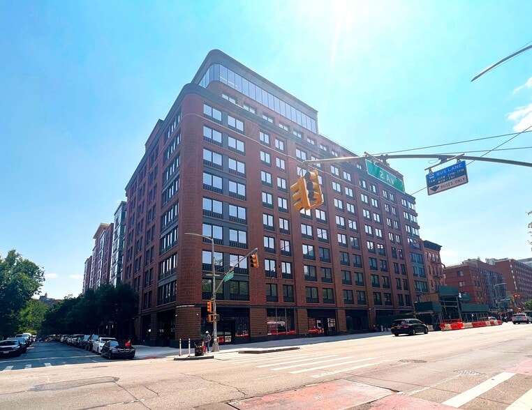 1998 2nd Ave, New York, NY to rent - Building Photo - Image 1 of 11