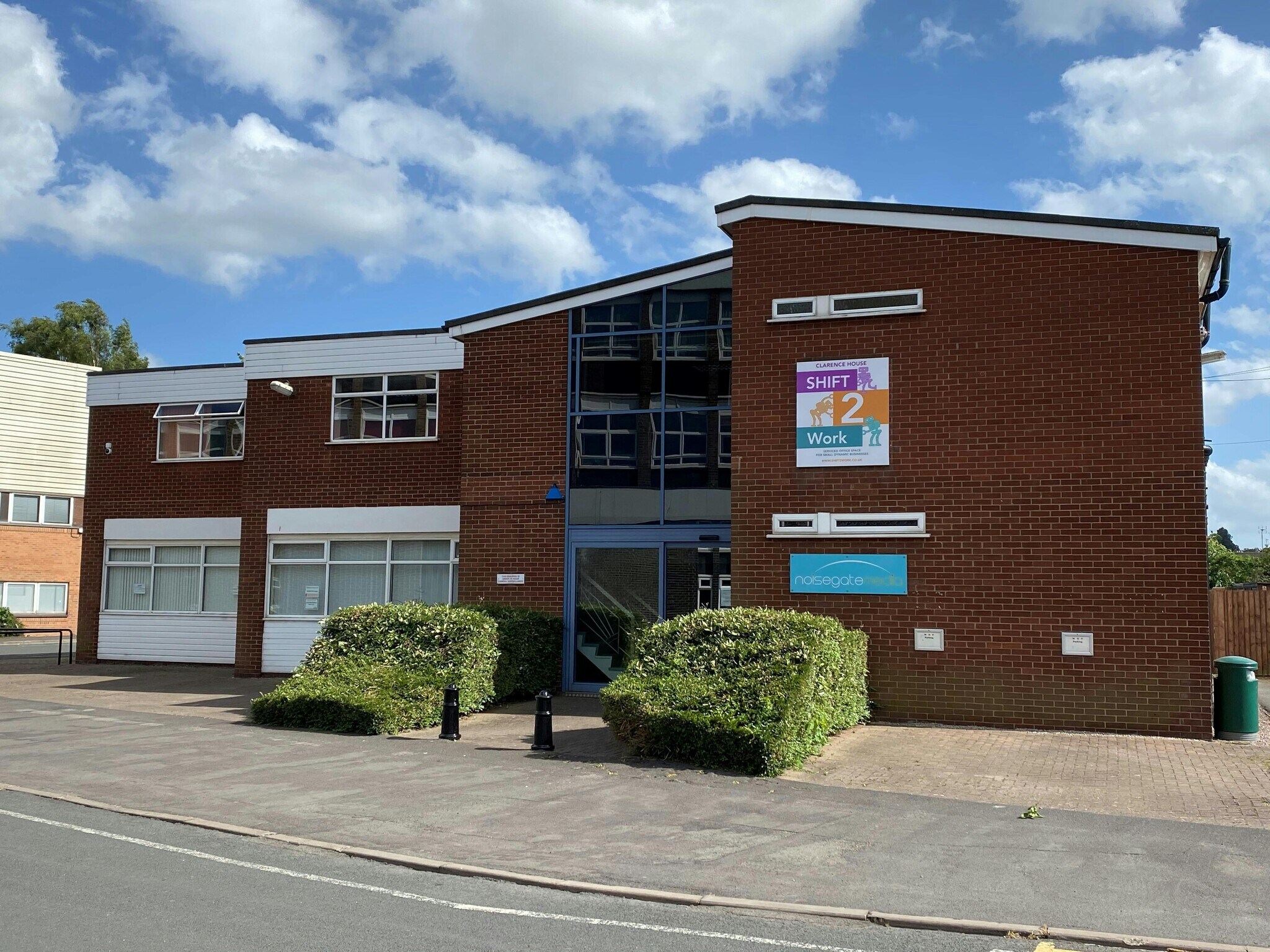 Clarence St, Leamington Spa to rent Building Photo- Image 1 of 13