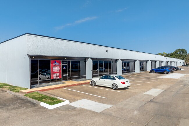 More details for 11381 Meadowglen Ln, Houston, TX - Light Industrial, Industrial to Rent