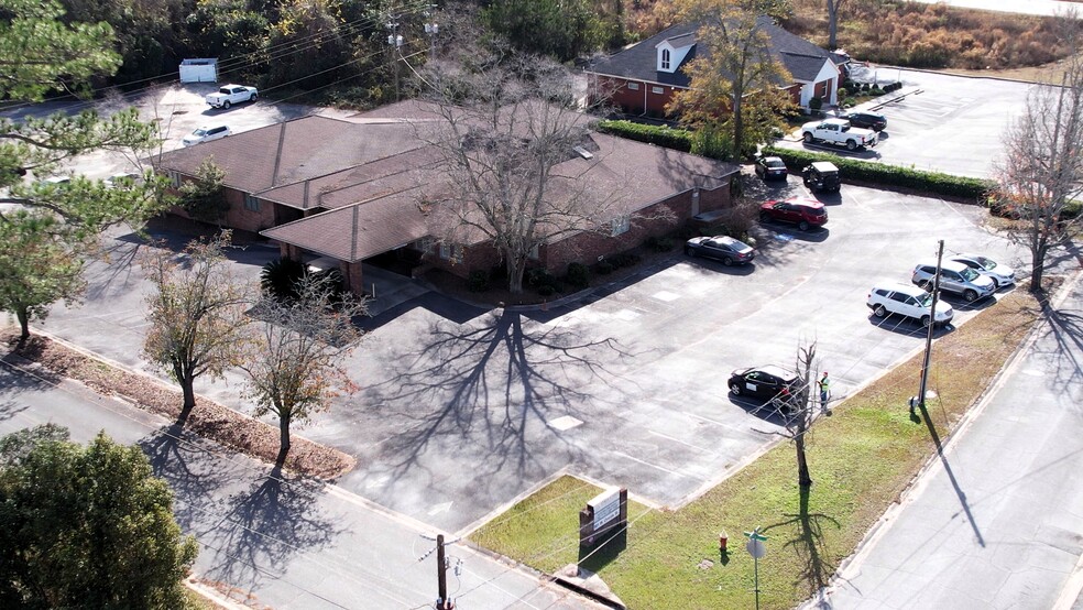 501 W Oneida St, Waycross, GA for sale - Building Photo - Image 3 of 4