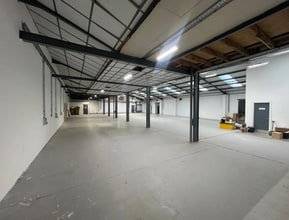 Tan House Lane, Widnes to rent Interior Photo- Image 1 of 2