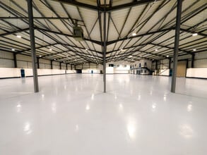Blackburn Rd, Dunstable to rent Interior Photo- Image 1 of 8
