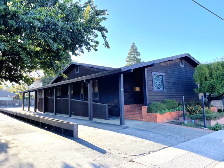 221 N San Mateo Dr, San Mateo, CA for rent - Building Photo - Image 1 of 2