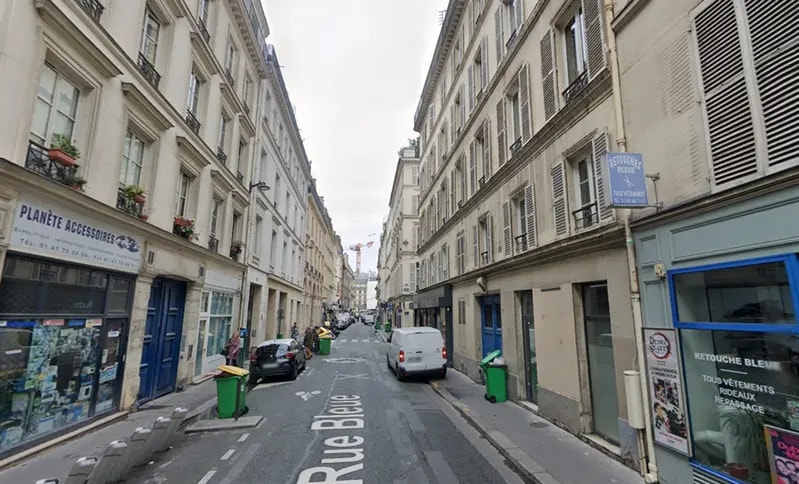 Light Industrial in Paris to rent - Building Photo - Image 2 of 2