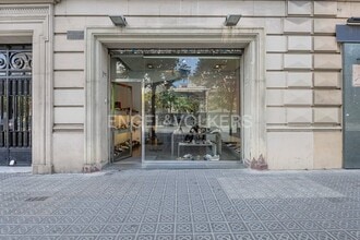 Retail in Barcelona, Barcelona to rent Interior Photo- Image 1 of 7