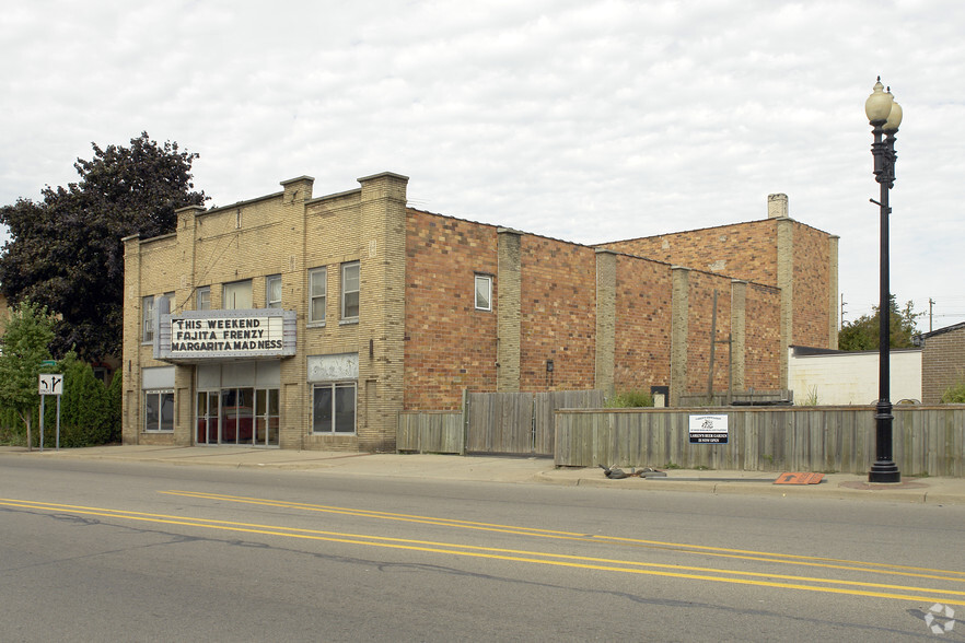 315 W Main St, Lowell, MI for sale - Primary Photo - Image 1 of 1