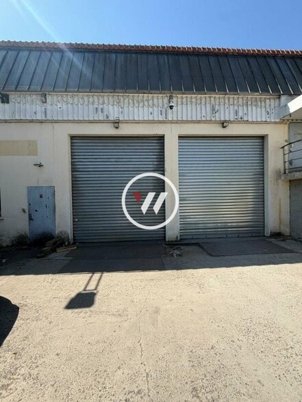 Industrial in Pantin to rent - Building Photo - Image 3 of 11