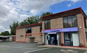 6 Aylwin Clos, Plymouth to rent Building Photo- Image 1 of 1