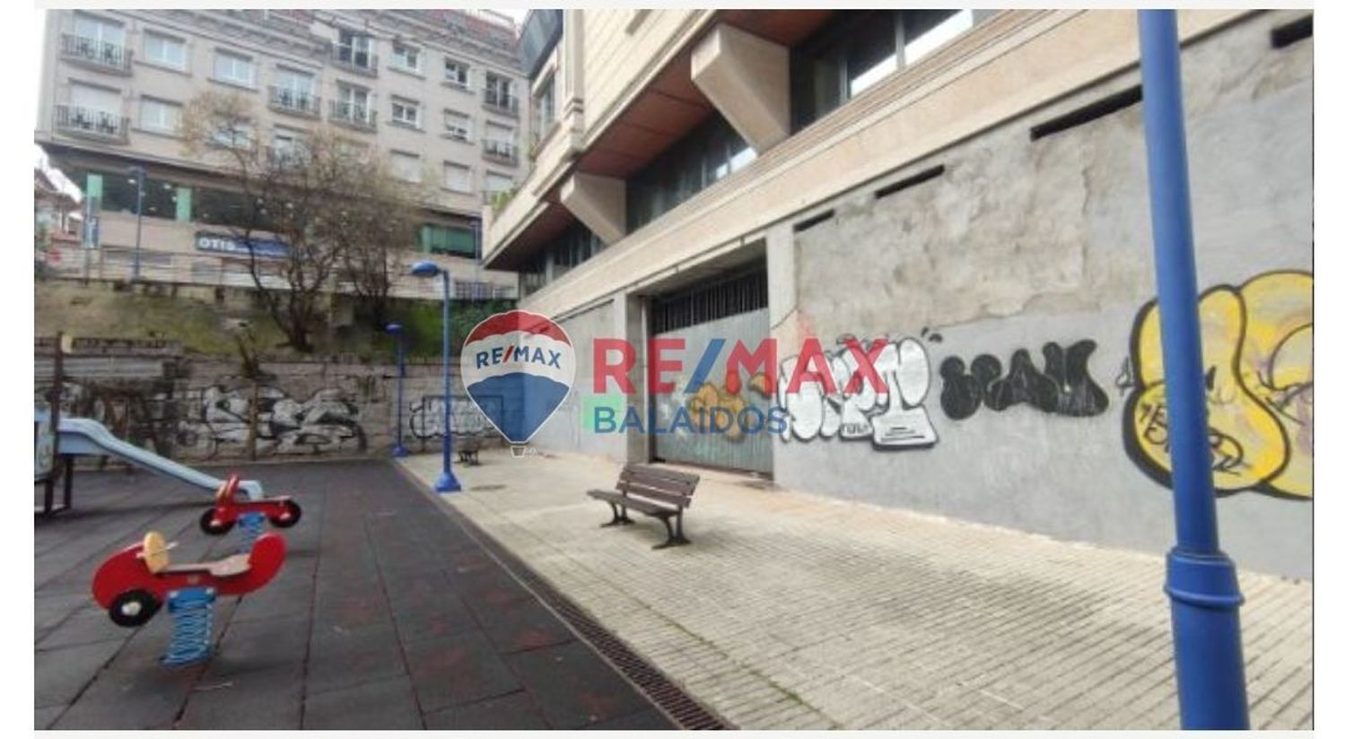 Retail in Vigo, Pontevedra for sale Primary Photo- Image 1 of 18