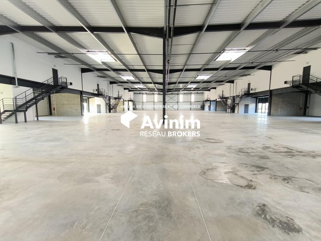 Industrial in Villebon-sur-Yvette to rent Interior Photo- Image 1 of 6