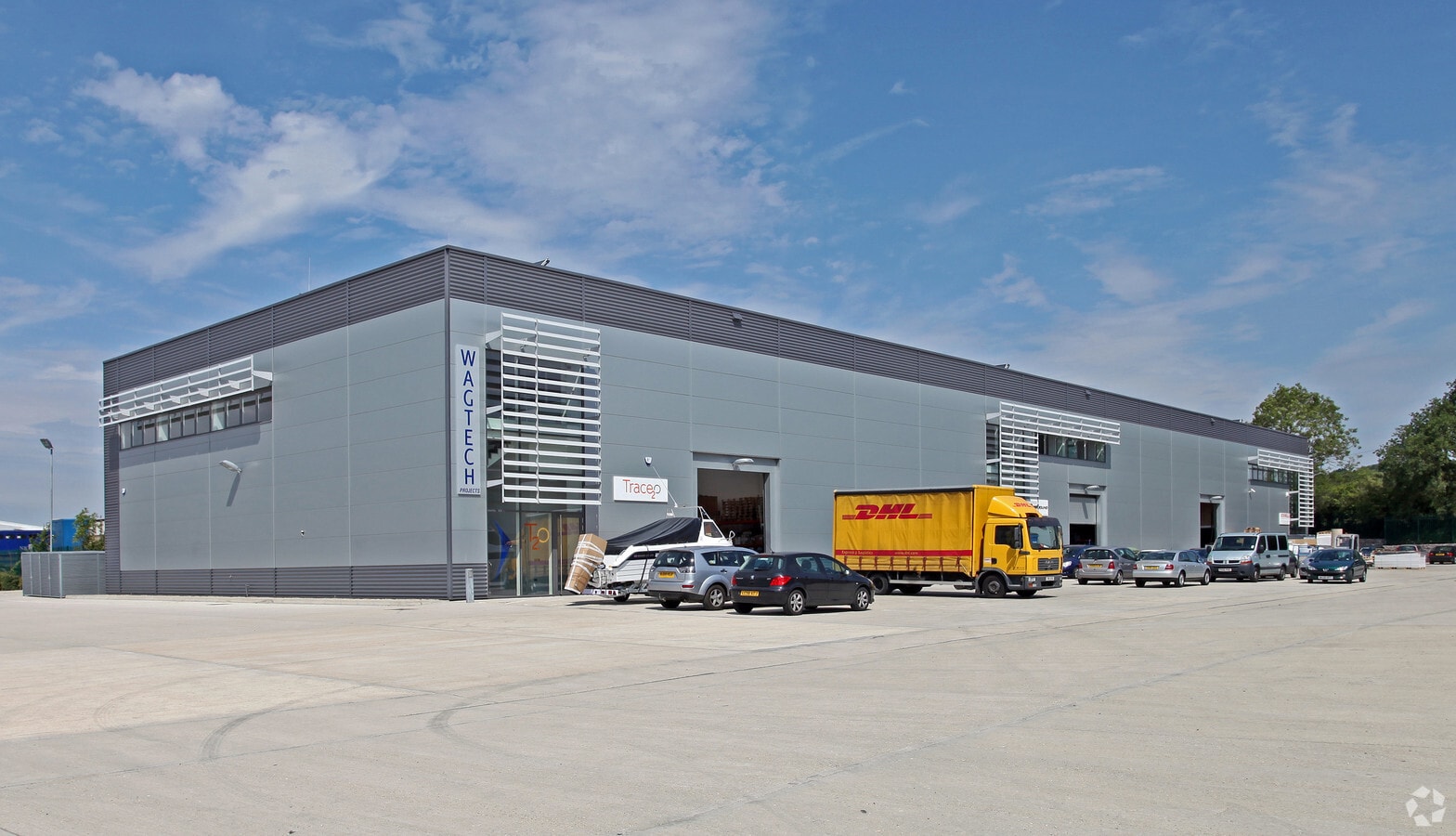 Gables Way, Thatcham, RG19 4JZ UK