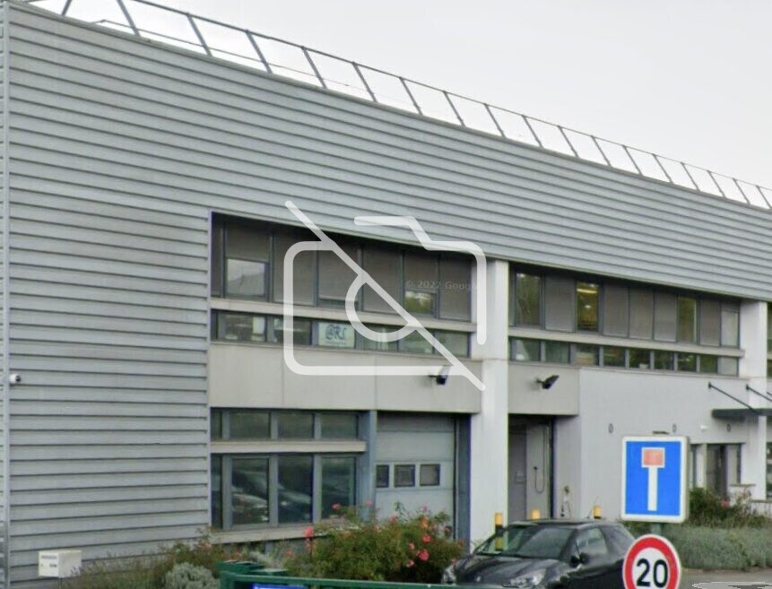 Industrial in Trappes to rent Building Photo- Image 1 of 2
