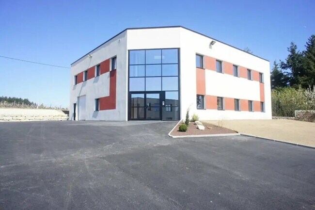 Vente Local d'activités 586 m²