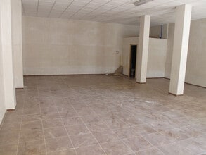 Retail in Tortosa, Tarragona to rent Interior Photo- Image 2 of 3