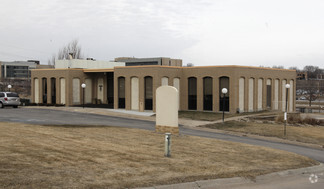 More details for 2410 S 73rd St, Omaha, NE - Office for Sale