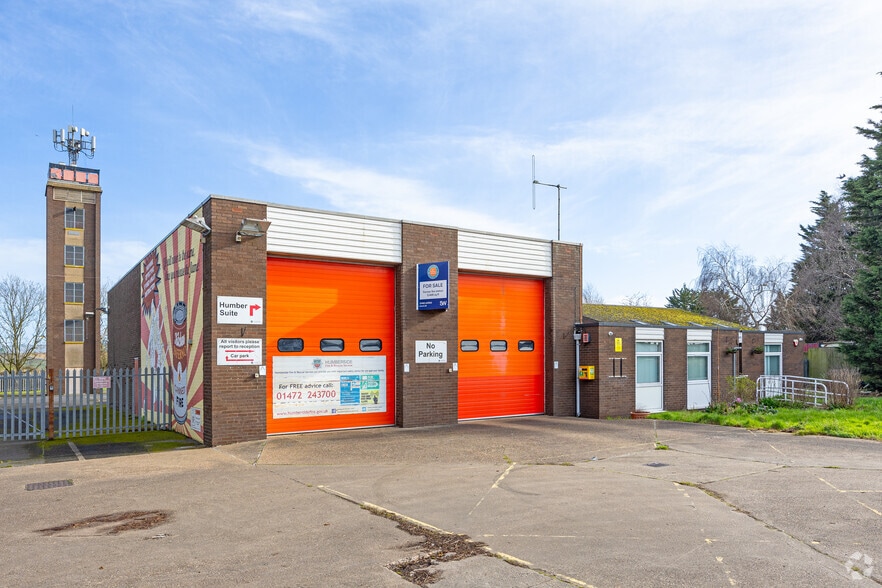 Cromwell Rd, Grimsby for sale - Building Photo - Image 1 of 6