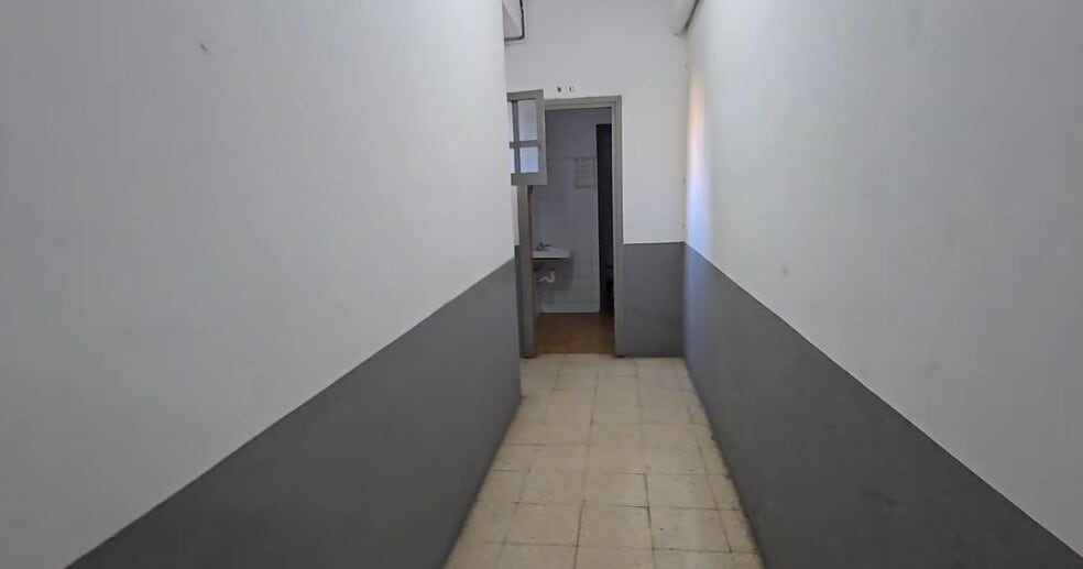 View Photo