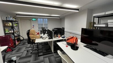 14 Hamilton Ter, Leamington Spa to rent Building Photo- Image 2 of 10