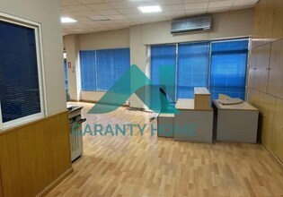 Retail in Cáceres, Cáceres to rent Interior Photo- Image 2 of 9